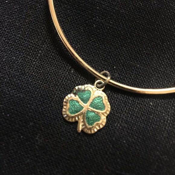 Vintage Avon Signed Four Leaf Clover Bracelet - Picture 2 of 6